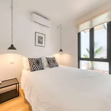 Old Town Retreat - Stunning 1 Bed Lejlighed *